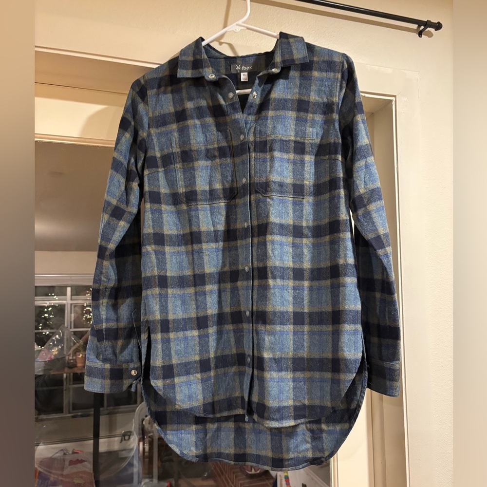 Ibex Plaid Women's snap up shirt size xs